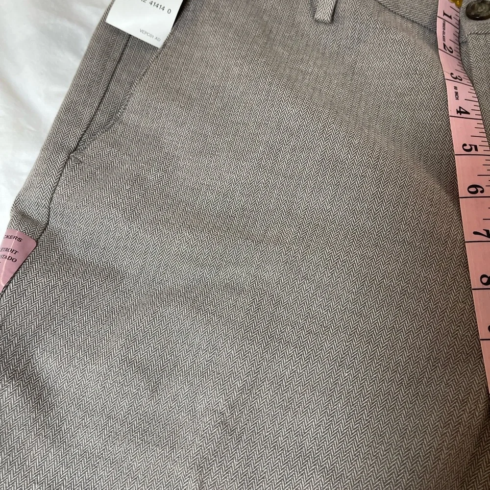 Dockers Gray Dress Pants Classic Flat-Front Design - Picture 5 of 11
